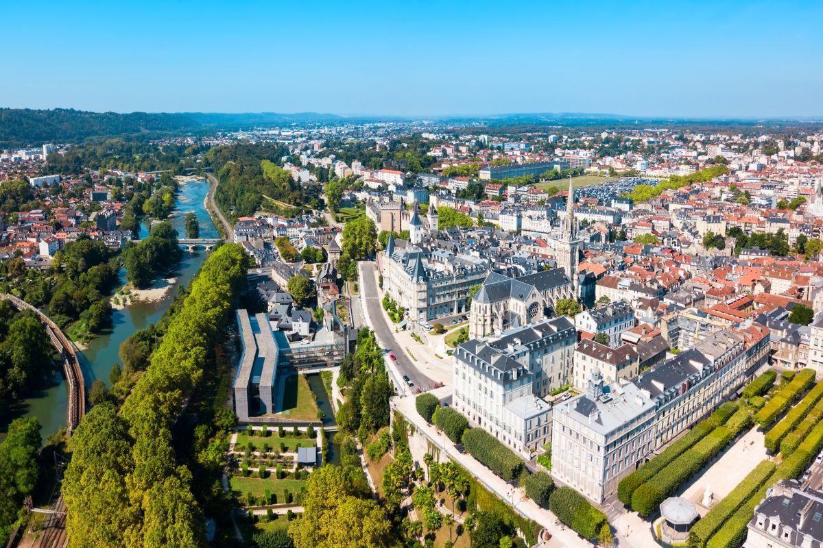 ville de Pau 64000